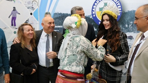 Dünya Güzeli Serra Sultan Sayar, Medya Patronu Adil Koçalan ve Hollywood Yapımcısı Fehmi Gerçeker Ordu Tanıtım Günleri’ne Damga Vurdu